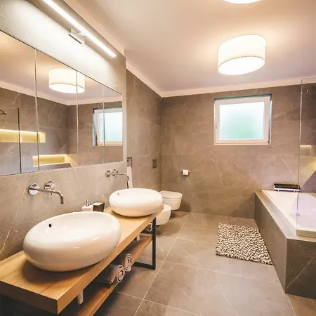 Visore - Sofia Lejlighed