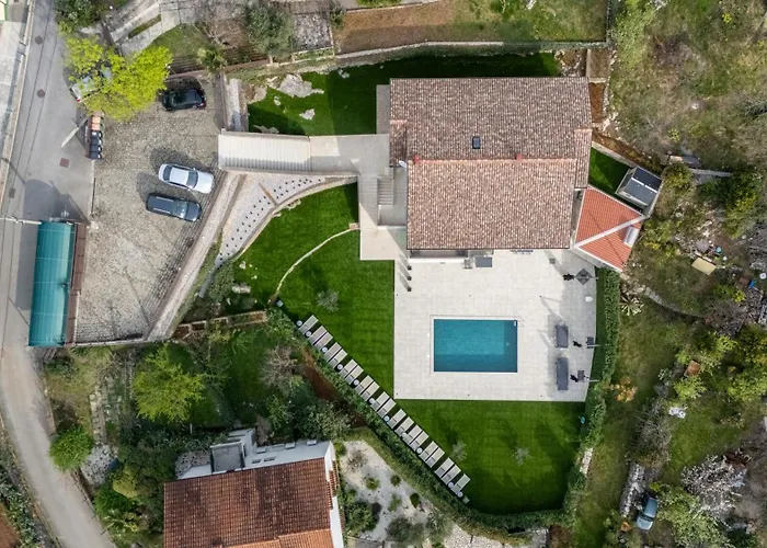 Visore - Sofia Apartment